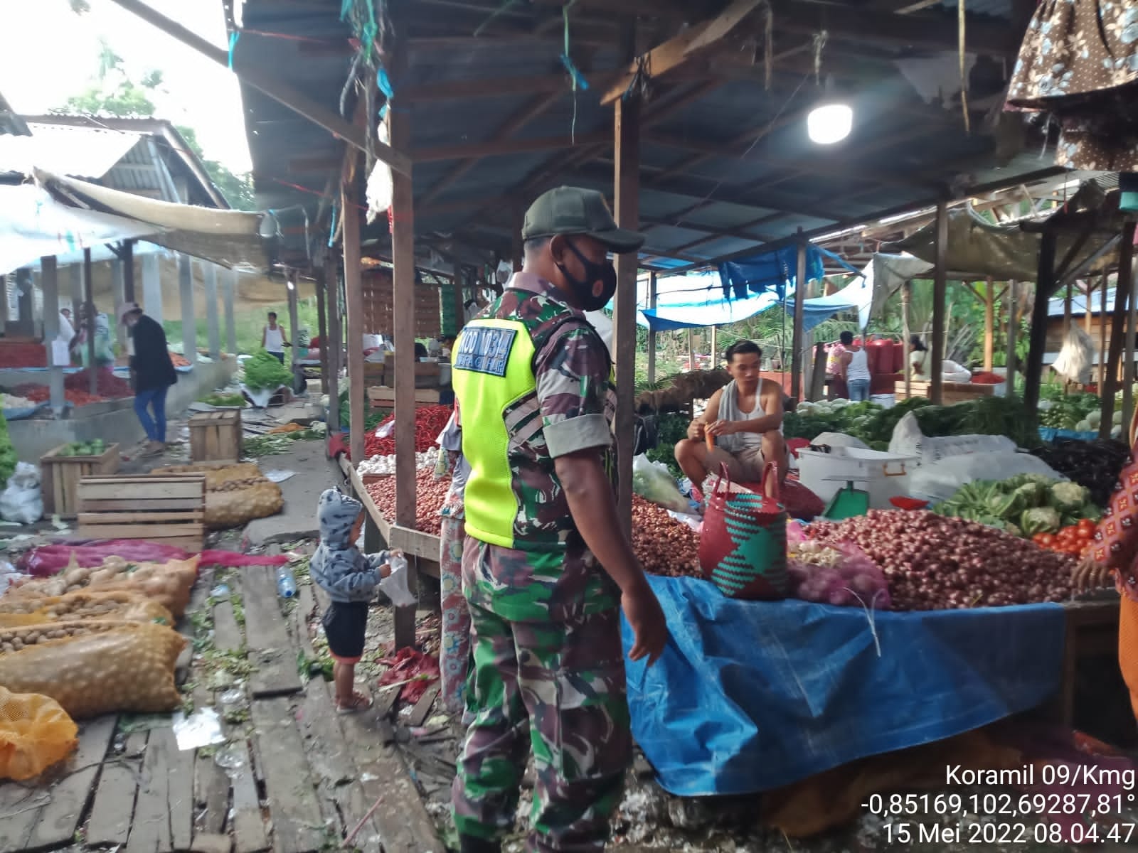 Koramil 09/Kemuning Lakukan Kegiatan Sosialisasi dan Penegakan Disiplin Prokes