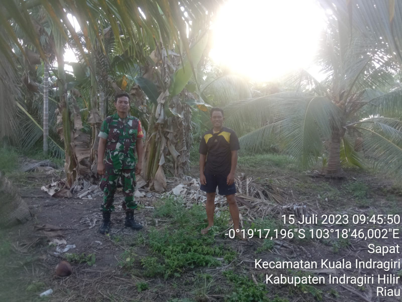Babinsa Koramil 04/Kuindra Selalu Menghimbau Agar Tetap Menjaga Hutan dan Lahan
