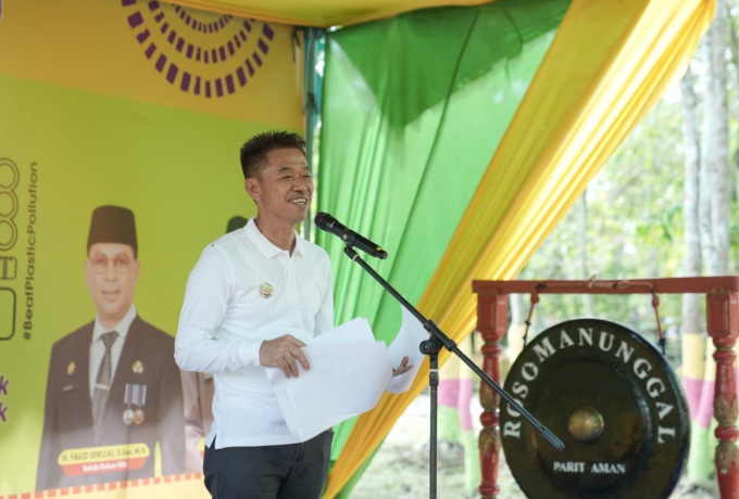 Peringati Hari Lingkungan Hidup Sedunia, DLH Rohil Tanam 500 Pohon