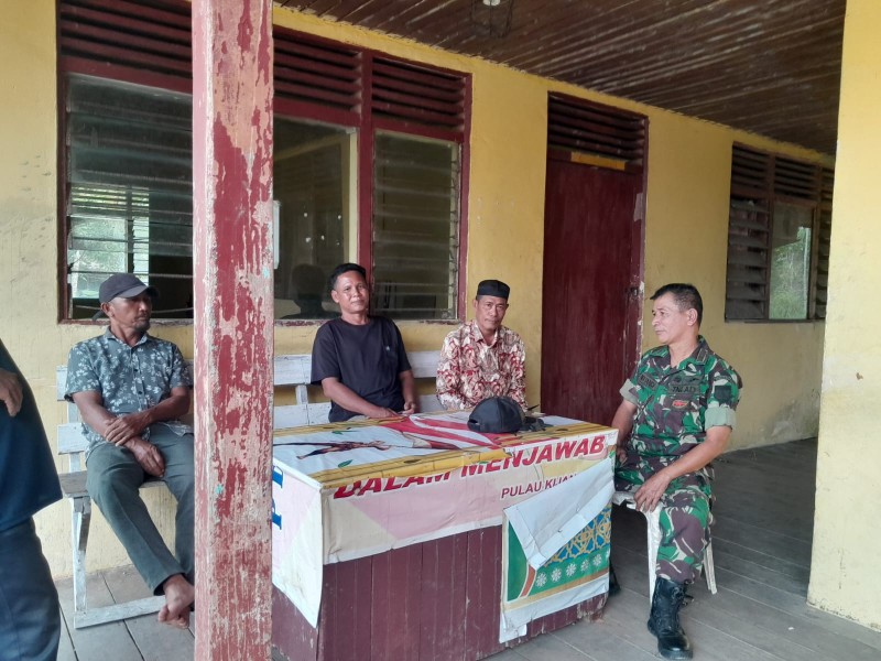 Babinsa Pelda Nofiandi Wujudkan Kemanunggalan TNI Dengan Rakyat Melalui Komsos