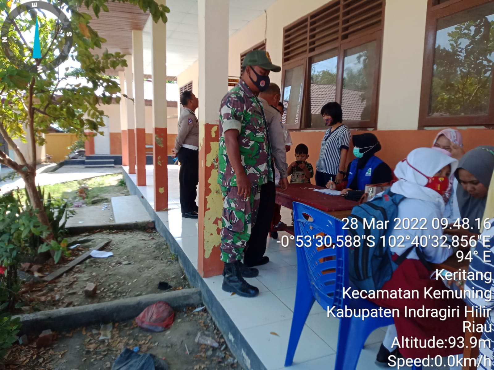 Kegiatan Serbuan Vaksinasi Oleh Serka M. Ridwan Sesuai Dengan Target