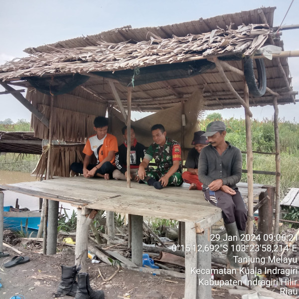 Jaga Kerukunan dan Ketertiban Antar Warga Bersama Babinsa Koramil 04/Kuindra