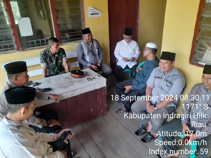 Melalui Komsos, Koramil 07/Reteh Terus Tingkatkan Silaturahmi Antar Sesama