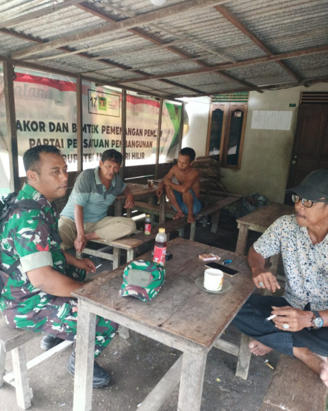 Babinsa Koptu Margono Rutin Lakukan Giat Komsos Bersama Warga