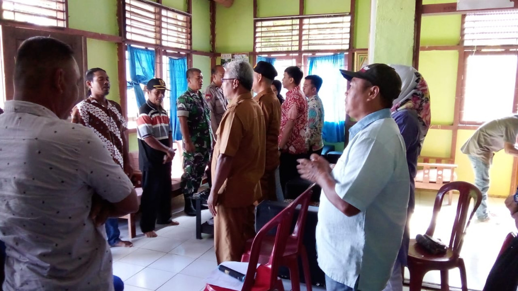 Pelaksanaan Rapat Forum Konsultasi Publik Bersama Danramil 09/Kemuning