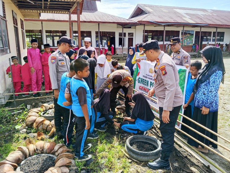 Green Policing di SD Negeri 004 Kelurahan Teluk Pinang Kecamatan Gaung Anak Serka