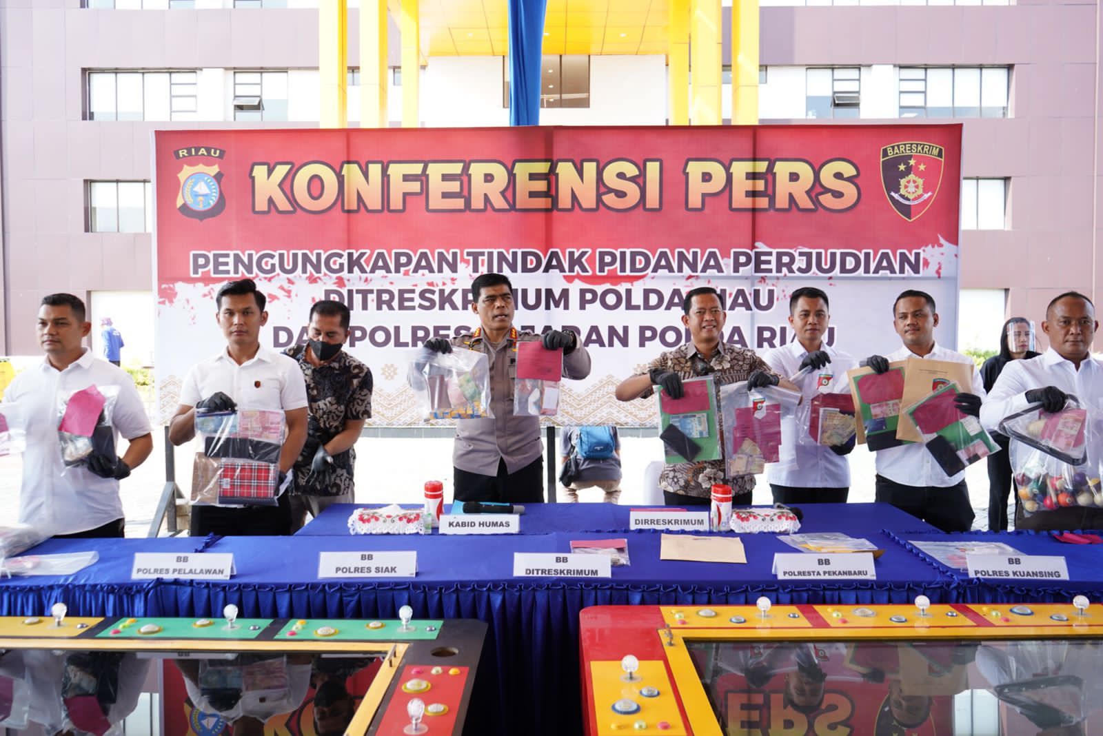 Sepanjang 2022, Polda Riau Dan Jajaran Gulung 228 Tersangka Dari 145 Kasus Perjudian