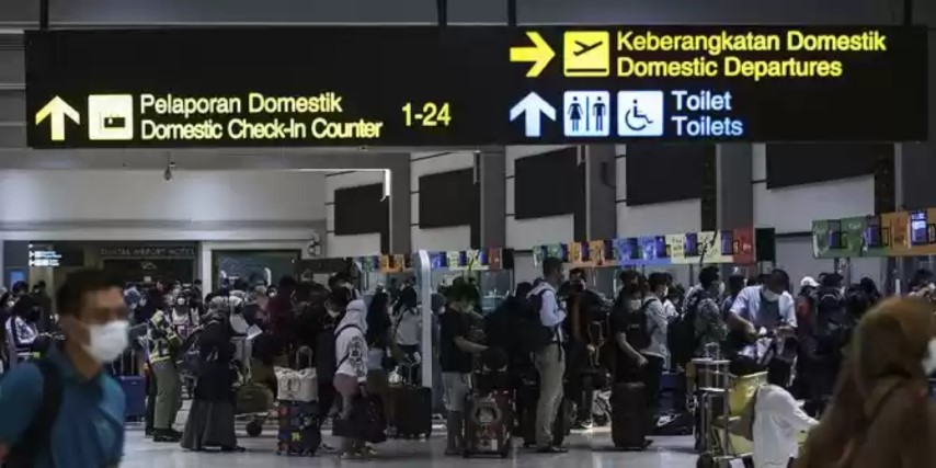 Indonesia Buka Kembali Pintu Masuk Bagi WNA