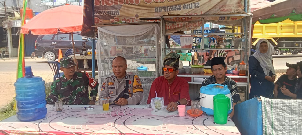 Komsos Babinsa Keritang Hulu: Meningkatkan Kesadaran Masyarakat akan Pentingnya Komunikasi dan Silaturahmi