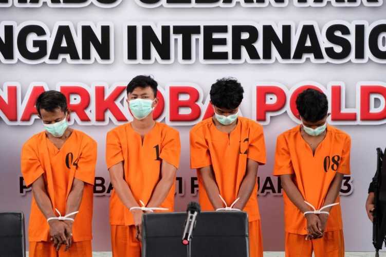 Terbesar Dalam Sejarah Pengungkapan Narkoba Oleh Polda Riau, Berhasil Amankan 276 Kg Sabu dan Bekuk 5 Pelaku
