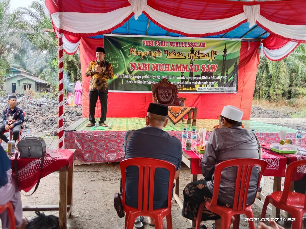 Usai dari Sencalang, Ketua DPRD Inhil Turut Hadiri Isra Miraj di Desa Pancur
