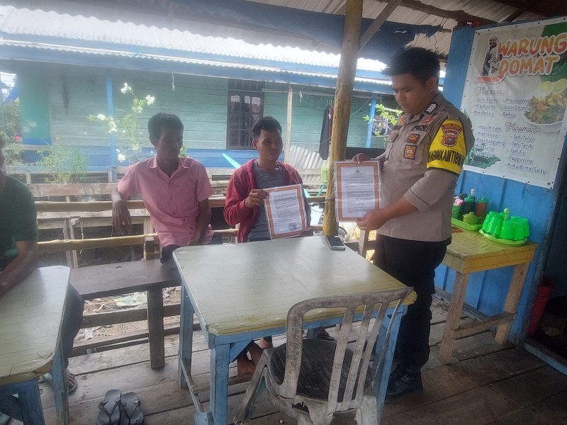 Peduli Terhadap Lingkungan, Bhabinkamtibmas Desa Kuala Gaung Berikan Sosialisasi Serta Edukasi Cegah Karhutla