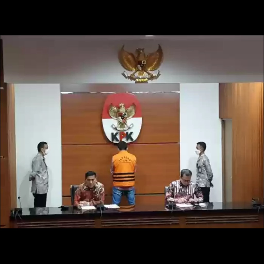KPK Jebloskan Adik Bupati Muna ke Penjara