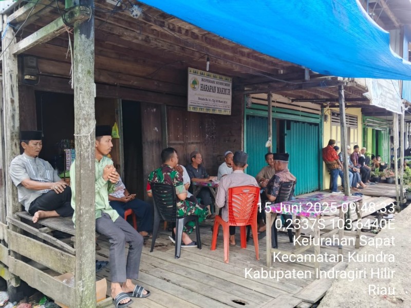 Selalu Dekat dengan Masyarakat, Babinsa Koramil 04/Kuindra Hadiri Resepsi Pernikahan Warga Binaan