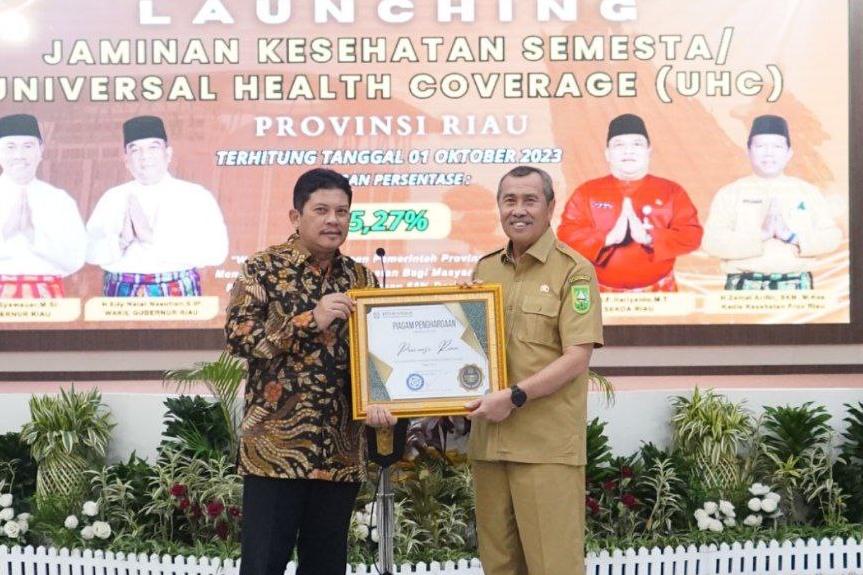 UHC Capai 95,27 Persen, Pemprov Riau Dapat Penghargaan dari BPJS Kesehatan