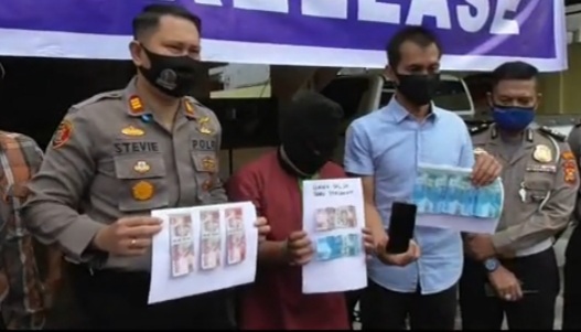 Bayar 'Wik Wik' dengan Sesama Lelaki Pakai Uang Palsu, Pemuda di Riau Ini Ditangkap Polisi