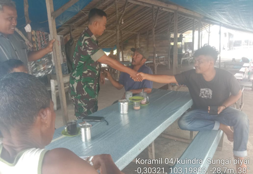 Saat Bepergian, Babinsa Koramil 04/Kuindra Sampaikan Agar Perhatikan Keamanan di Rumah
