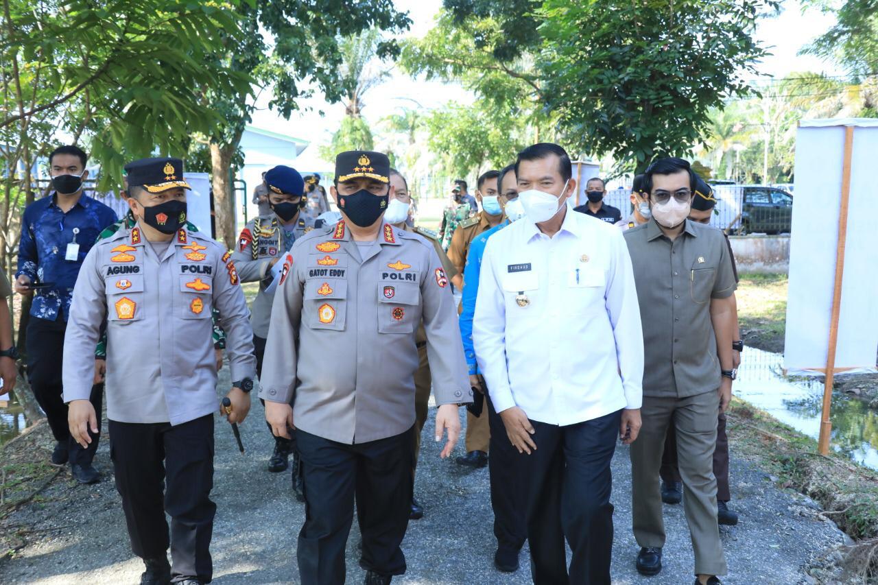 Respon Arahan Presiden Dalam Penanganan Covid-19 Secara Ovensif, Wakapolri Lakukan Kunker Ke Riau