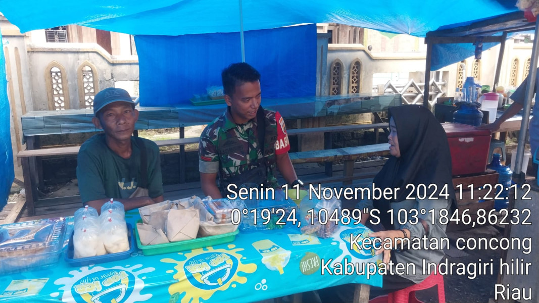 Ciptakan Kamtibmas Jelang Pilkada Bersama Babinsa Koramil 04/Kuindra