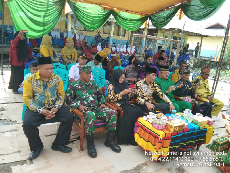 Wujudkan Silaturahmi, Danramil 04/Kuindra Hadiri Milad SMAN 1 Concong