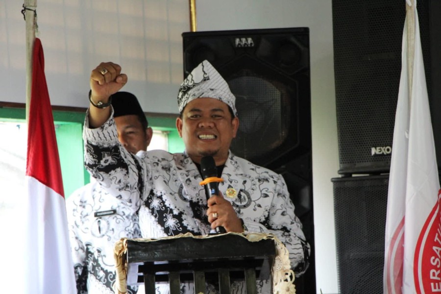 Lantik PGRI Kecamatan Tembilahan Hulu, H. Fauzan: Pendidikan Jalan Menuju Kemajuan