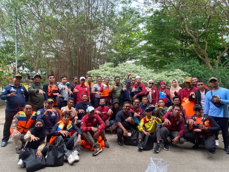 Penguatan Kelompok pengelola perhutanan sosial dalam mendukung penjagaan sumberdaya alam mangrove dan perikanan