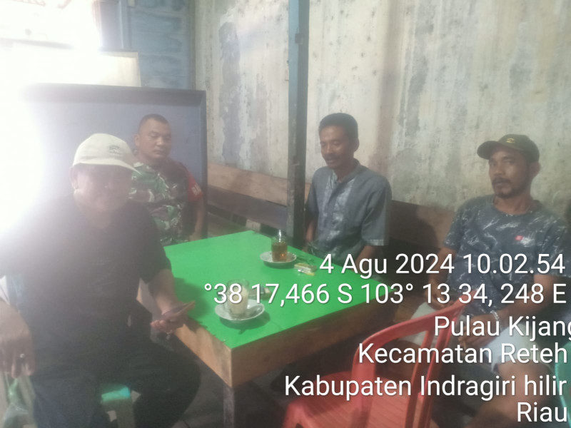 Babinsa Serka Ferry Barus Tingkatkan Silaturahmi Dengan Masyarakat di Binaan