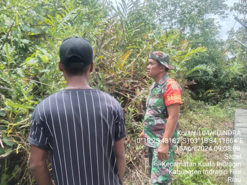 Guna Jaga Lingkungan di Binaan, Babinsa Koramil 04/Kuindra Terus Cegah Karhutla