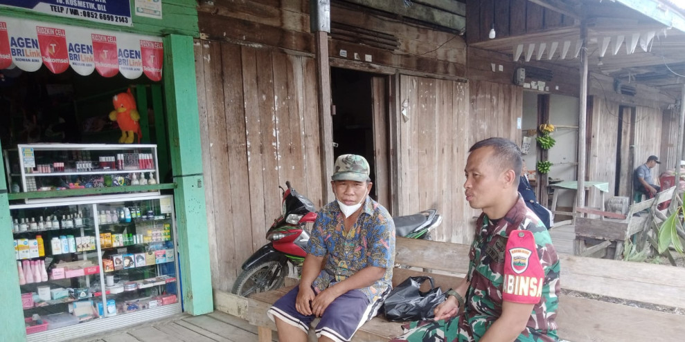 Bangun Kerjasama yang Erat Melalui Komsos Koramil 07/Reteh