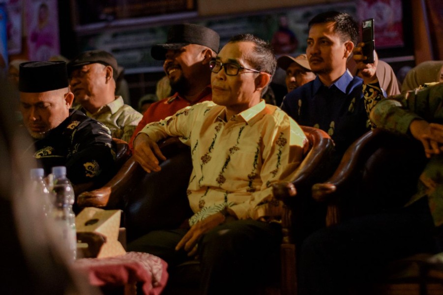 Gemuruh Tepuk Tangan di Engku Kelana: Wakil Ketua Komisi IV DPRD Apresiasi Talenta Bujang Dara Inhil