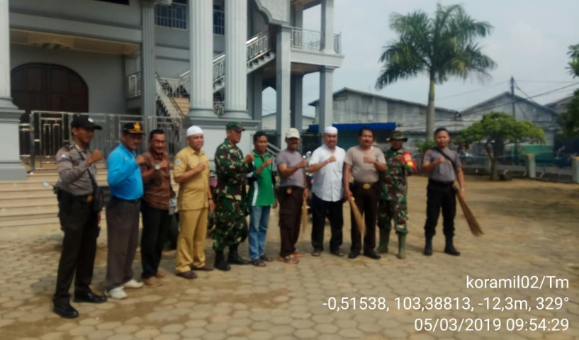 Sinergitas TNI dan Polri serta ASN di Tanah Merah Goro Bersama