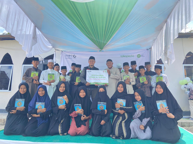 Tokopedia dan IZI Perwakilan Riau Resmikan Wakaf Sumur Bor untuk Pesantren Ashabul Qur’an