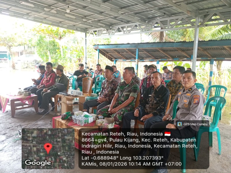 Daring Live Youtube Panen Raya Jagung, Babinsa Koramil 07/Reteh; Wujud Dukungan Swasembada Pangan