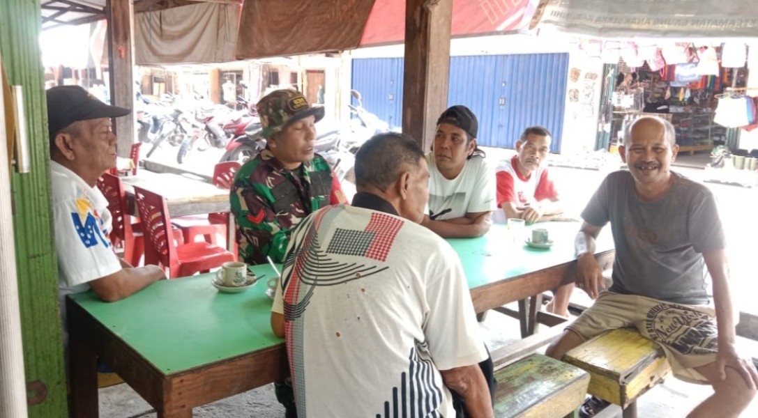 Bhabinsa Koramil 05/GAS Koptu Umar Nasution Laksanakan Pengawasan SDM di Wilayah Binaan