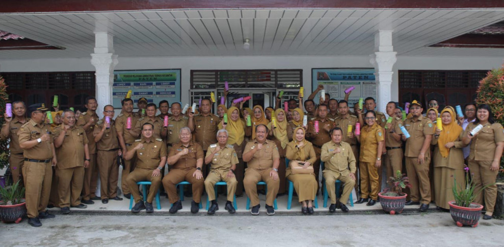 Bupati Asahan Temu Pamit di Lingkungan Kecamatan Kota Kisaran Barat Bupati Asahan Temu Pamit di Lingkungan Kecamatan Kota Kisaran Barat