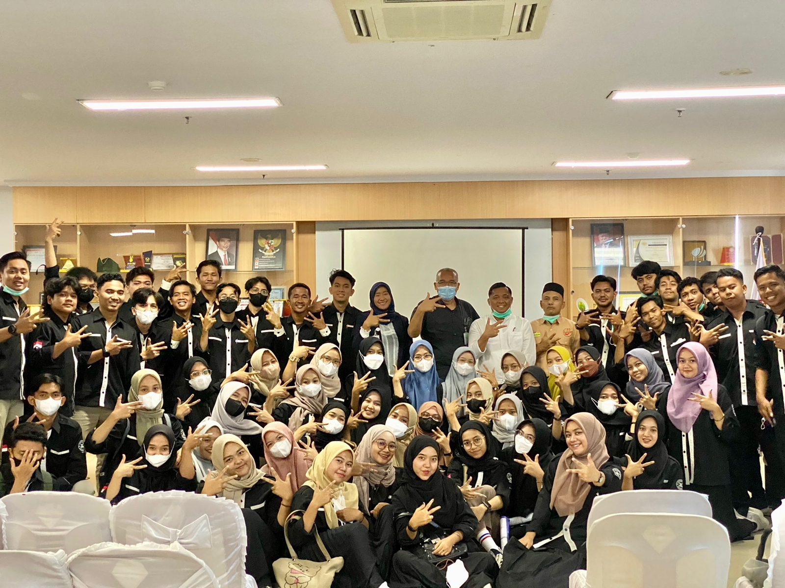 Direktur RS. Prima Pekanbaru Beri Sambutan Pada Kunjungan Akademi Mahasiswa UIN Suska Riau