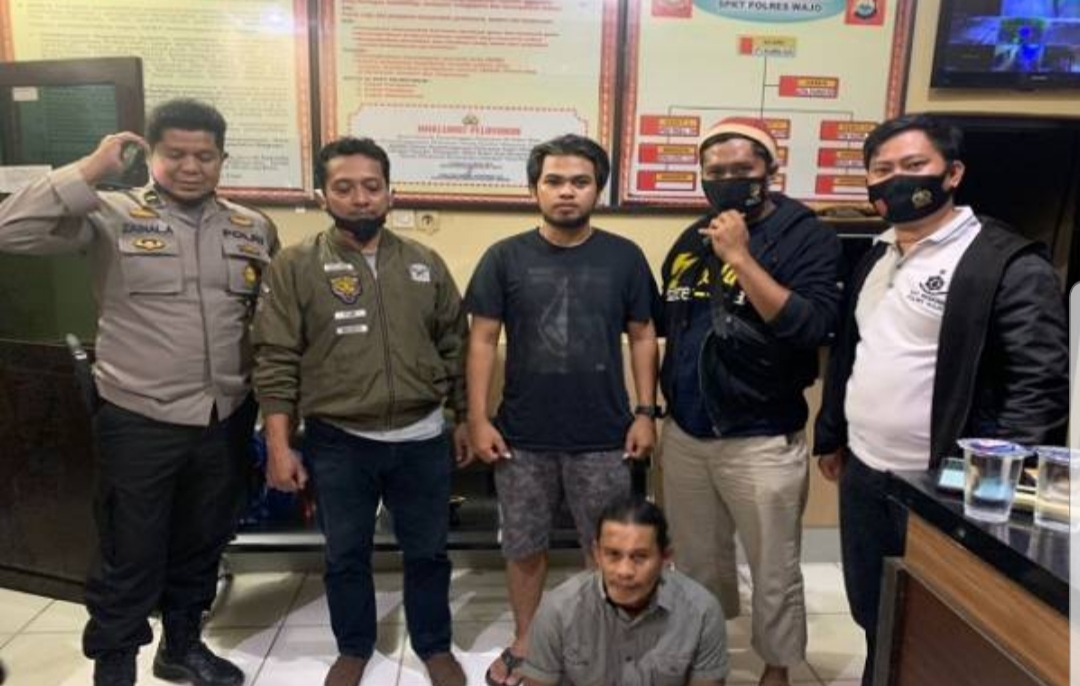 NGERI...! Ribut di Pesta Pernikahan, Tuan Rumah Tewas Ditusuk Tamu Undangan