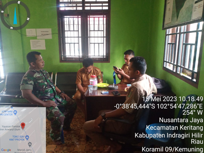 Babinsa Koramil 09/Kemuning Himbau Warga Agar Tetap Jaga Kesehatan