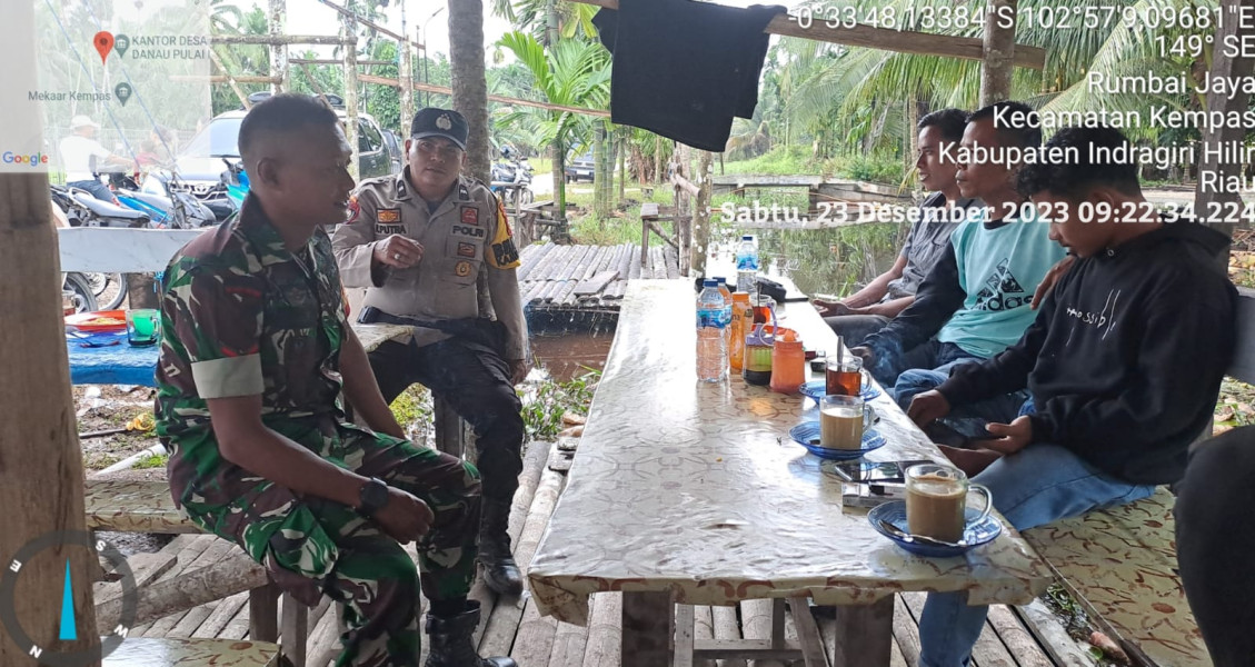 Babinsa 03/Tpl dan Bhabinkamtibmas Kompak Sambangi Pemuda di Wilayahnya