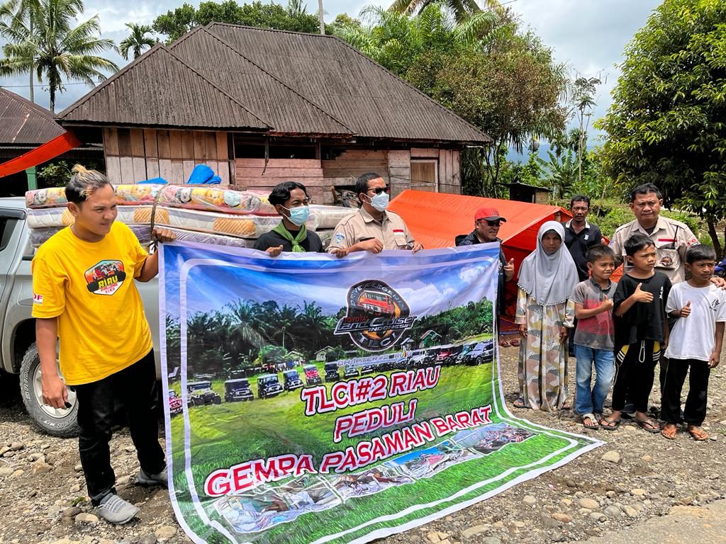 TLCI Chapter#2 Riau Peduli, Serahkan Bantuan Langsung ke Korban Gempa Pasaman