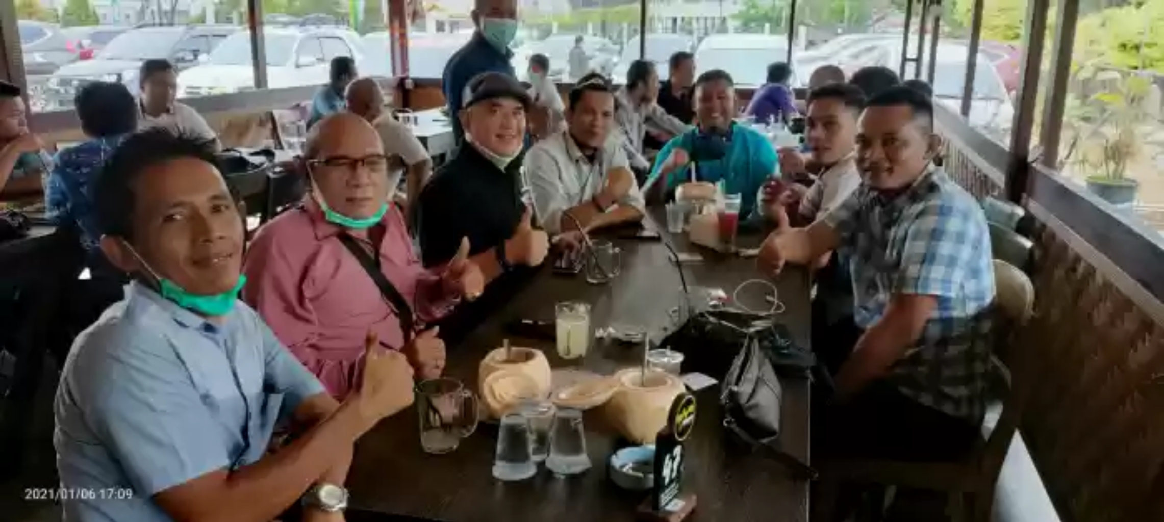 Pengurus Lama PWI Pokja Pekanbaru Silaturrahmi dengan PWI Riau