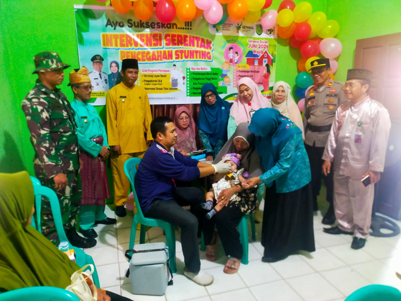 Babinsa Koramil 03/Tpl Kodim 0314/Inhil, Hadiri Kegiatan Intervensi Serentak Pencegahan Stunting