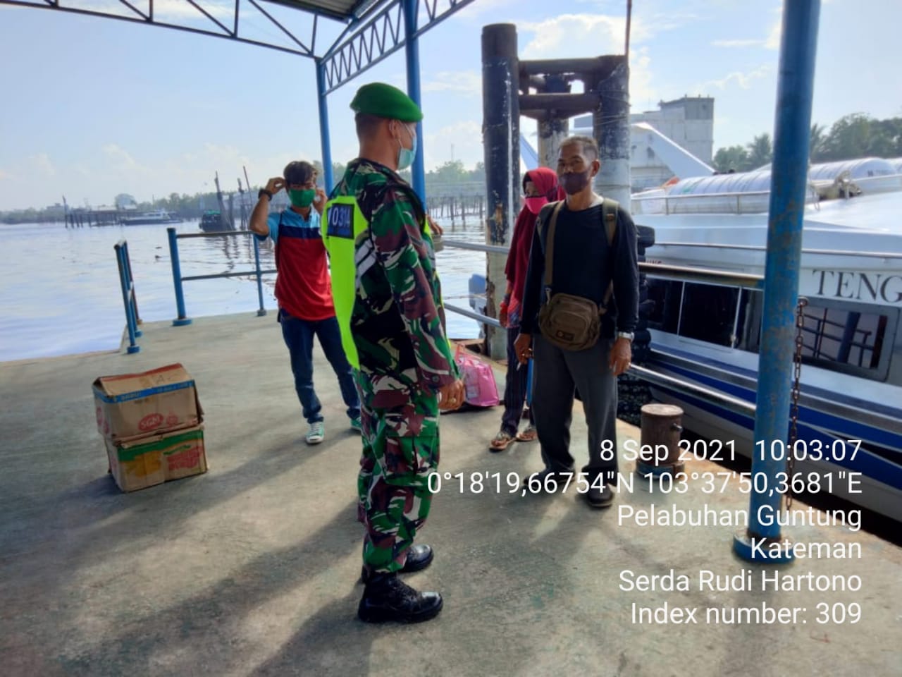 Personil Koramil 06/Kateman Serda Rudi H Laksanakan Gakplin di Pelabuhan