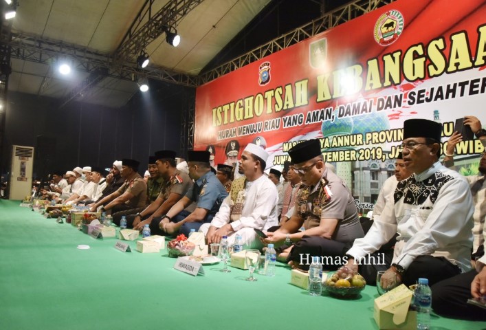 Bupati HM.Wardan hadiri Istighosah Kebangsaan Se-Provinsi Riau