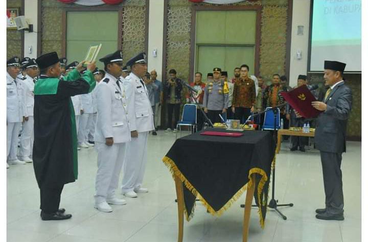 56 Penjabat Kepala Desa, Resmi Dilantik Bupati Kampar