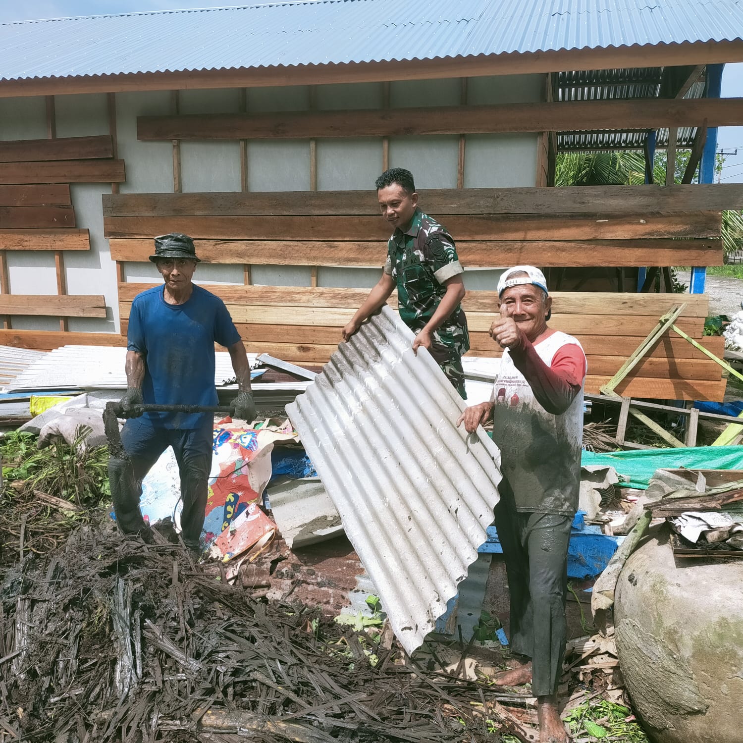 Rutin Lakukan Goro Bersama Babinsa Koramil 04/Kuindra