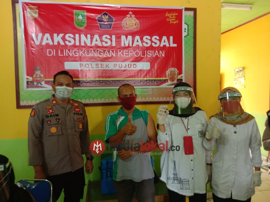 Polsek Pujud Gelar Vaksin Massal
