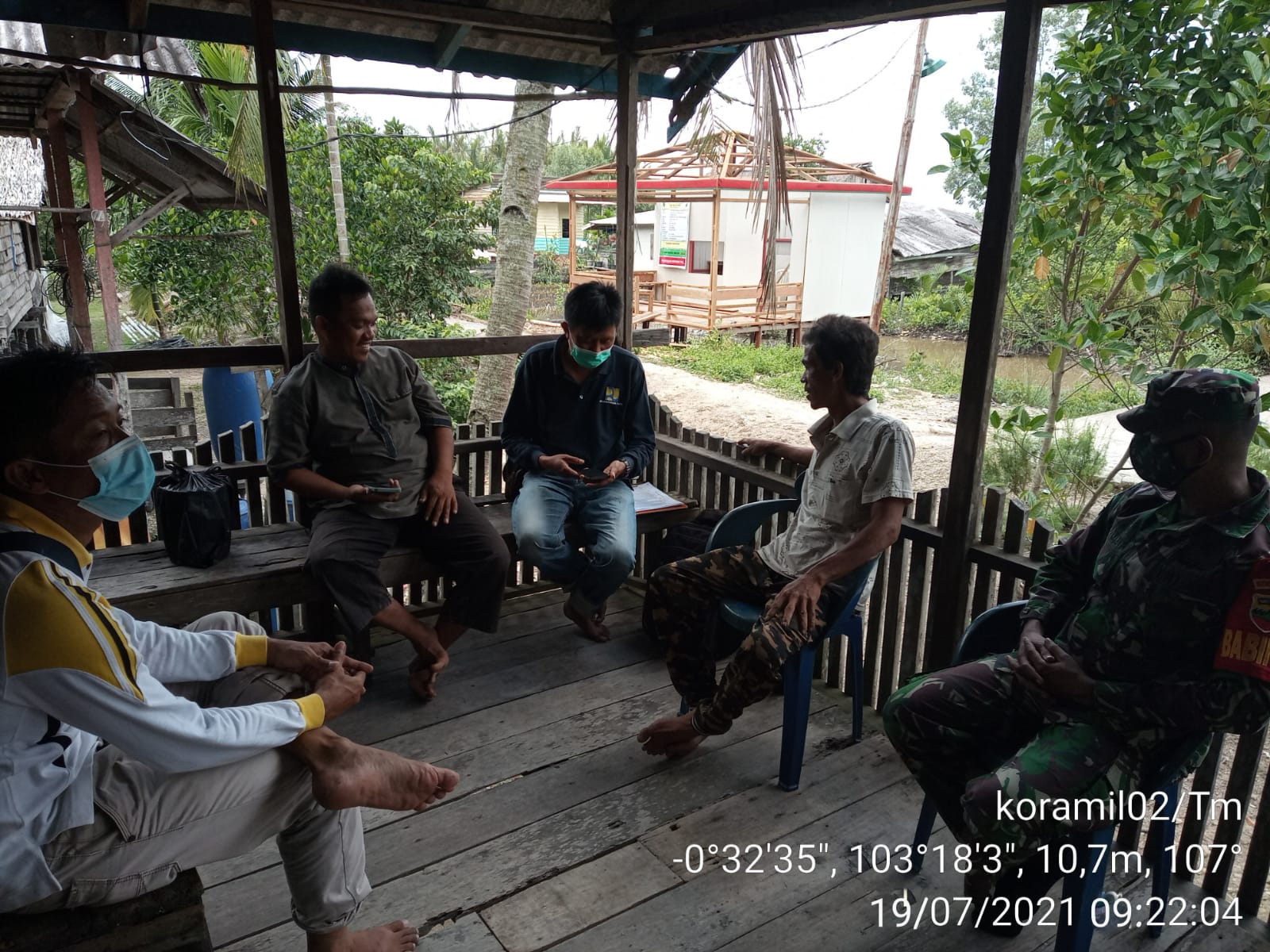 Pererat Silahturrahmi, Babinsa Desa Selat Nama Rutin Lakukan Komsos