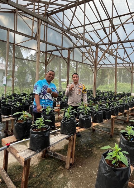 Bripka Polmar Sambangi Petani dan Lahan Pertanian, Bangun Sinergi Demi Ketahanan Pangan Nasional