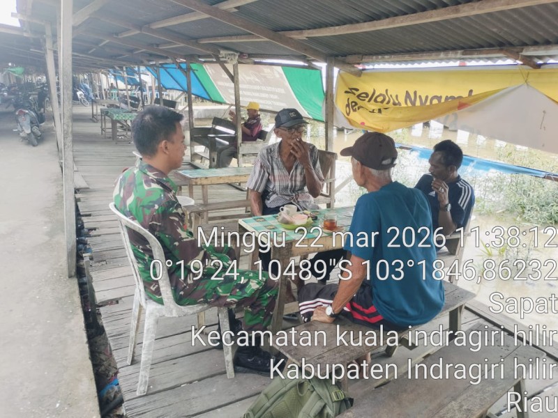 Babinsa Koramil 04/Kuindra Hangatkan Suasana Idul Fitri 1447 H Melalui Komsos